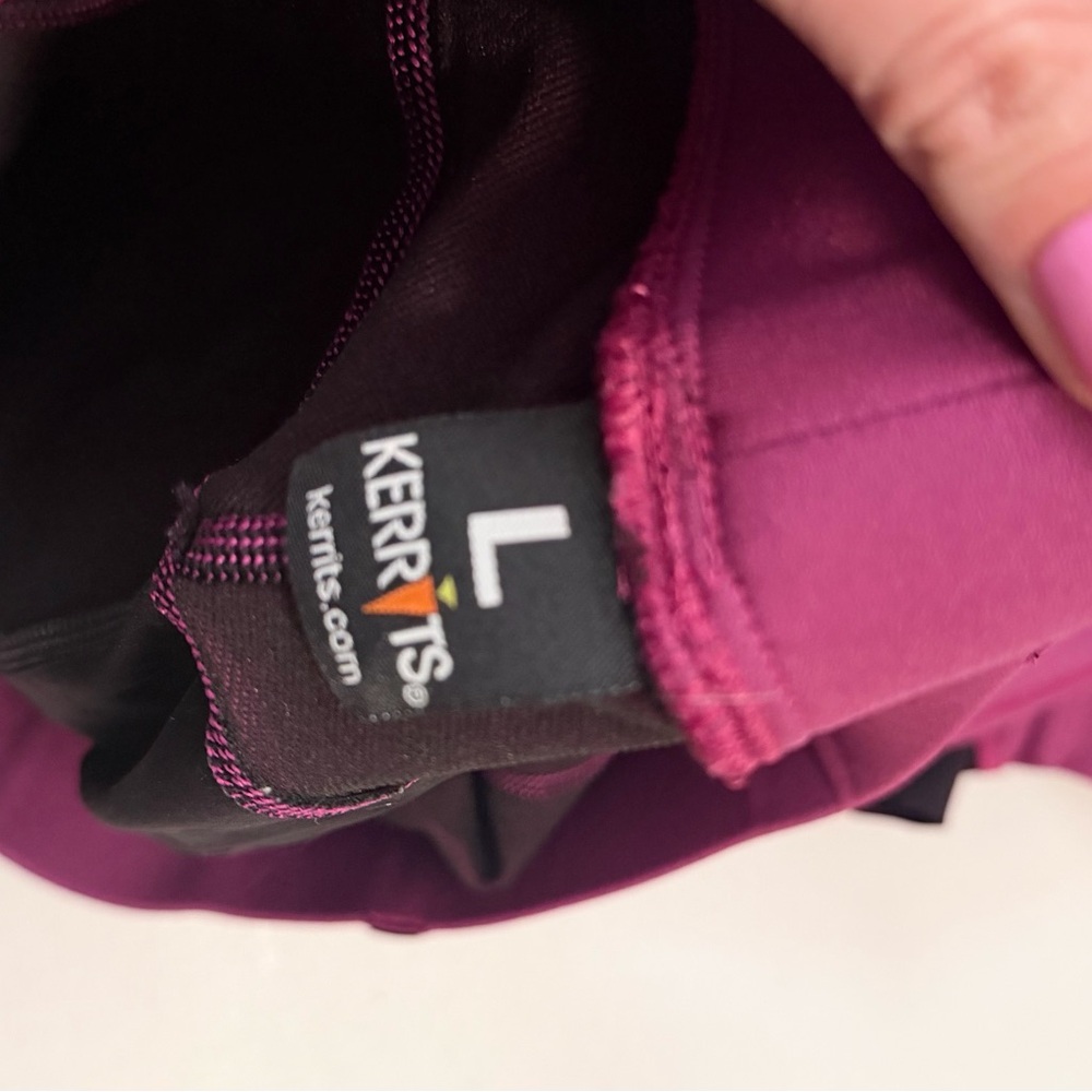 Kerrits Fuchsia and Black Full Seat Breeches - Picture 5 of 6